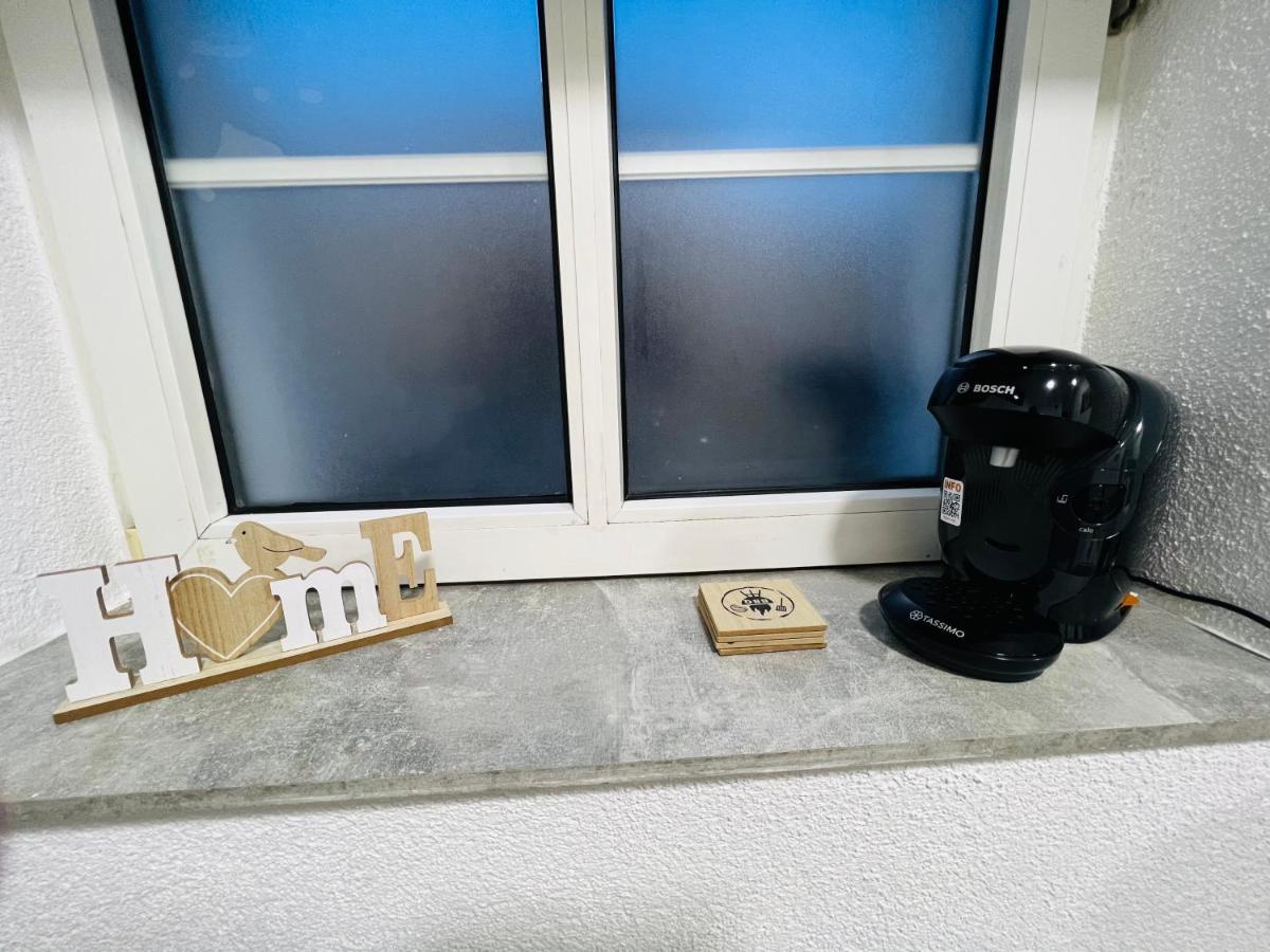 Traumhaftes 1-Zi Apartment Mit Gartennutzung Naehe Krefeld Hbf Exterior photo
